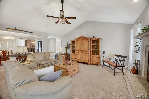 $445,000 | 21093 Layla Road, Waynesville, MO 65583
