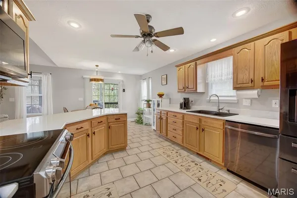 $445,000 | 21093 Layla Road, Waynesville, MO 65583