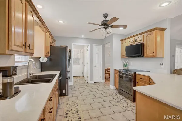 $443,500 | 21093 Layla Road, Waynesville, MO 65583