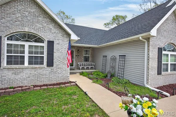 $443,500 | 21093 Layla Road, Waynesville, MO 65583