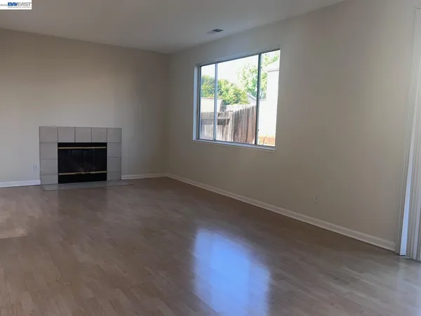 $575,000 | 1420 Teakwood Way, Tracy, CA 95376