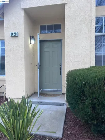 $575,000 | 1420 Teakwood Way, Tracy, CA 95376