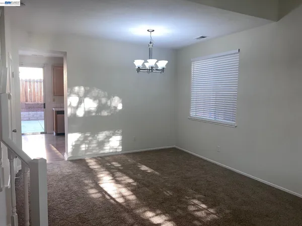 $575,000 | 1420 Teakwood Way, Tracy, CA 95376