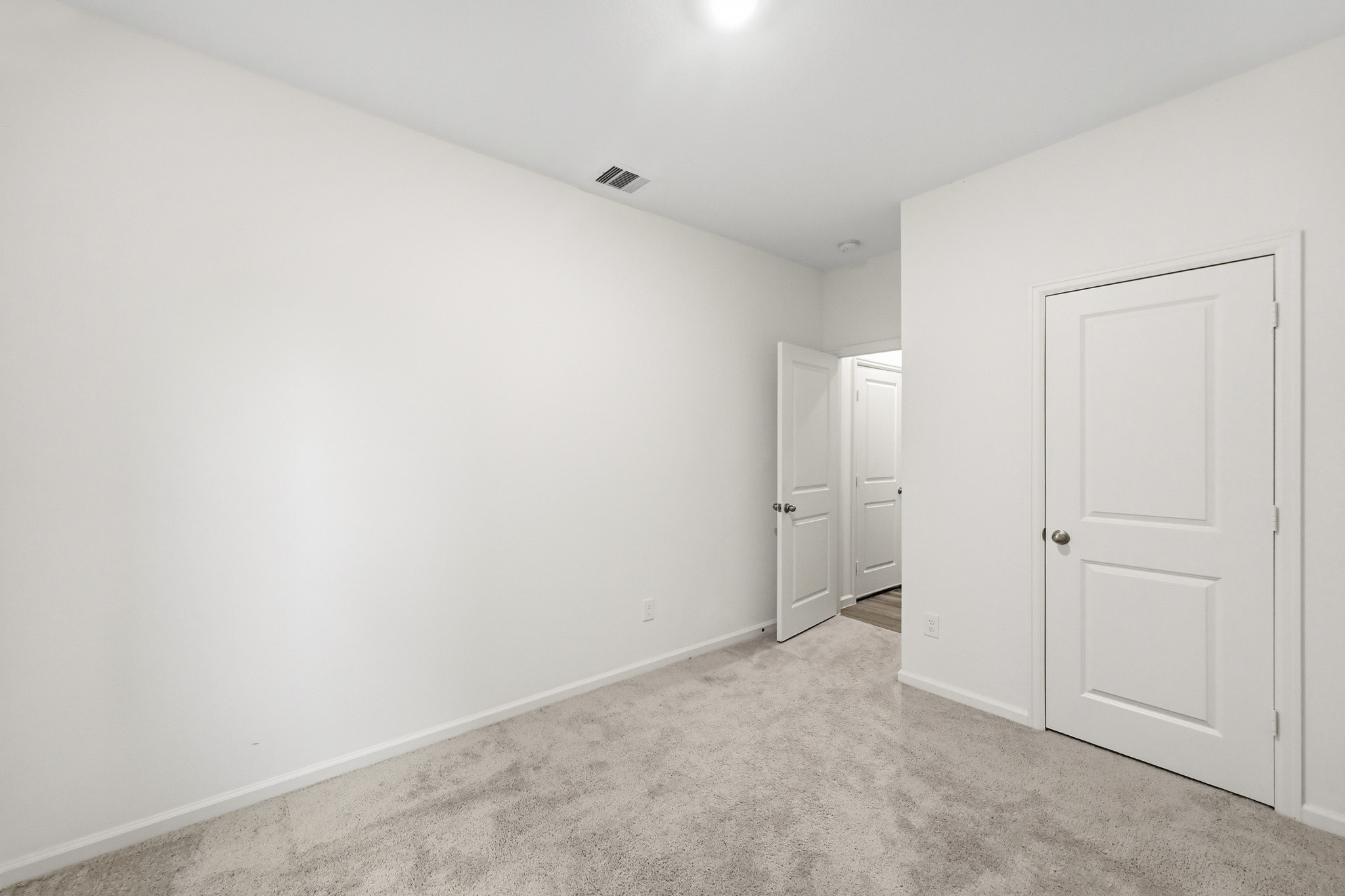 7207 Evitale Way Houston, TX 77049 - Photo 38 of 43 a view of an empty room