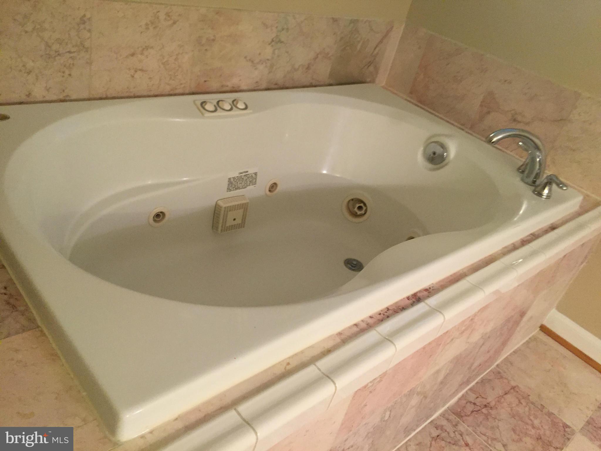 2911 R Street Southeast Washington, DC 20020 - Photo 18 of 27 Bath
