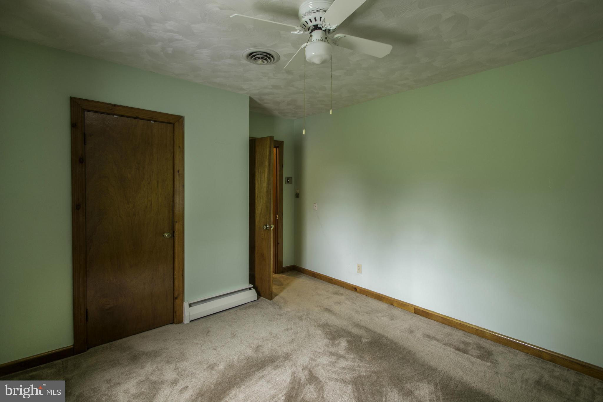 29 Arnold Road Arnold, MD 21012 - Photo 15 of 24 Bedroom