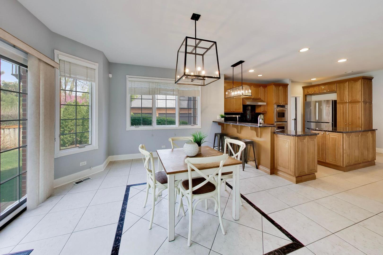 2444 North De Cook Court Park Ridge, IL 60068 - Photo 13 of 70