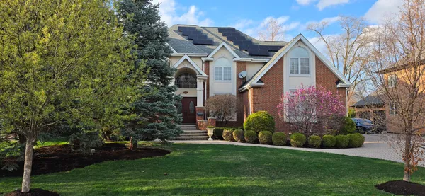 $1,249,900 | 2444 North De Cook Court, Park Ridge, IL 60068