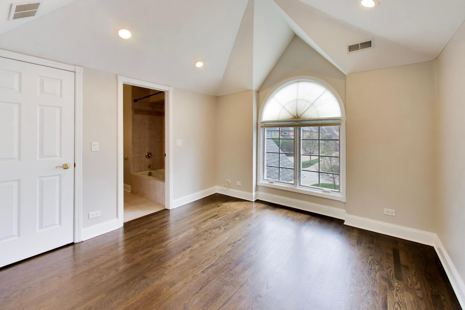 2444 North De Cook Court Park Ridge, IL 60068 - Photo 31 of 70