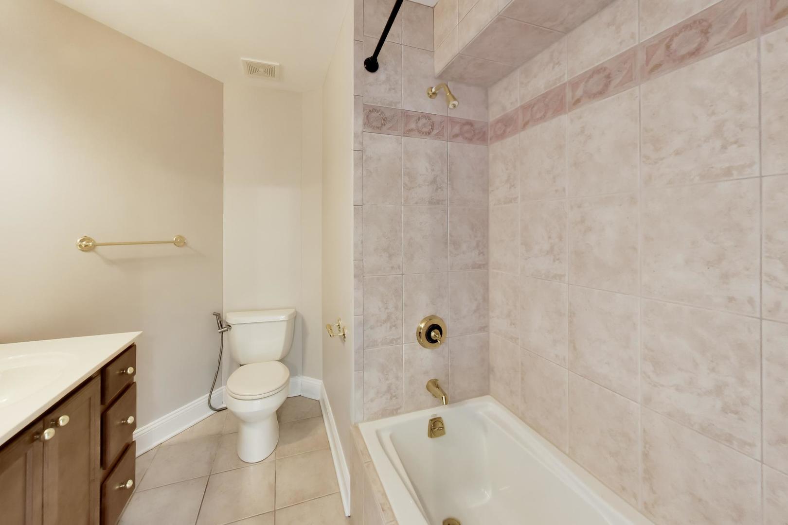 2444 North De Cook Court Park Ridge, IL 60068 - Photo 34 of 70