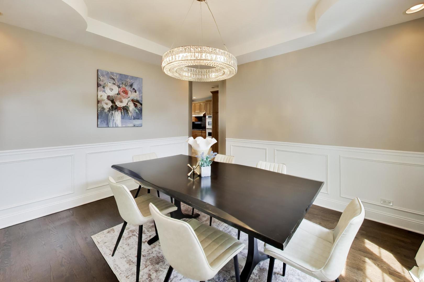 2444 North De Cook Court Park Ridge, IL 60068 - Photo 8 of 70