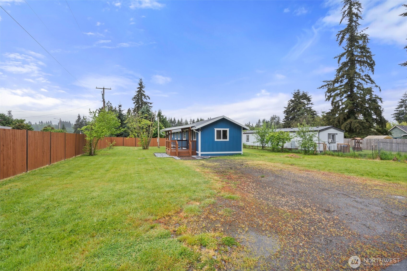 18011 Jordan Street Southwest Rochester, WA 98579 - Photo 2 of 29