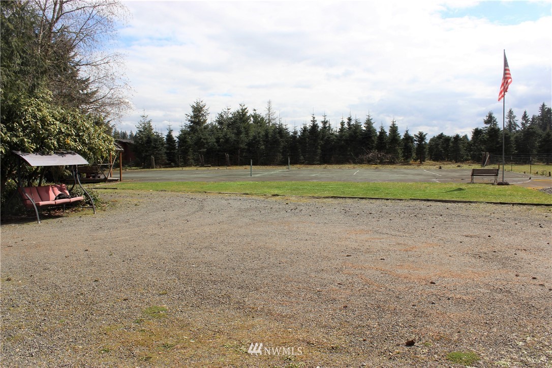 9344 Lundeen Road Southwest Rochester, WA 98579 - Photo 31 of 40 a view of outdoor space with city view