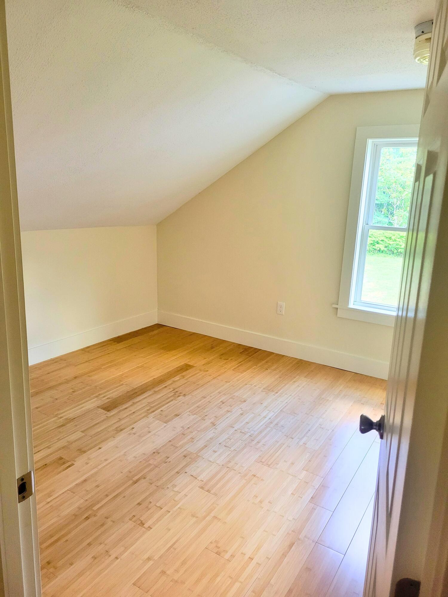 83 Marsh Road Belfast, ME 04915 - Photo 12 of 32 14