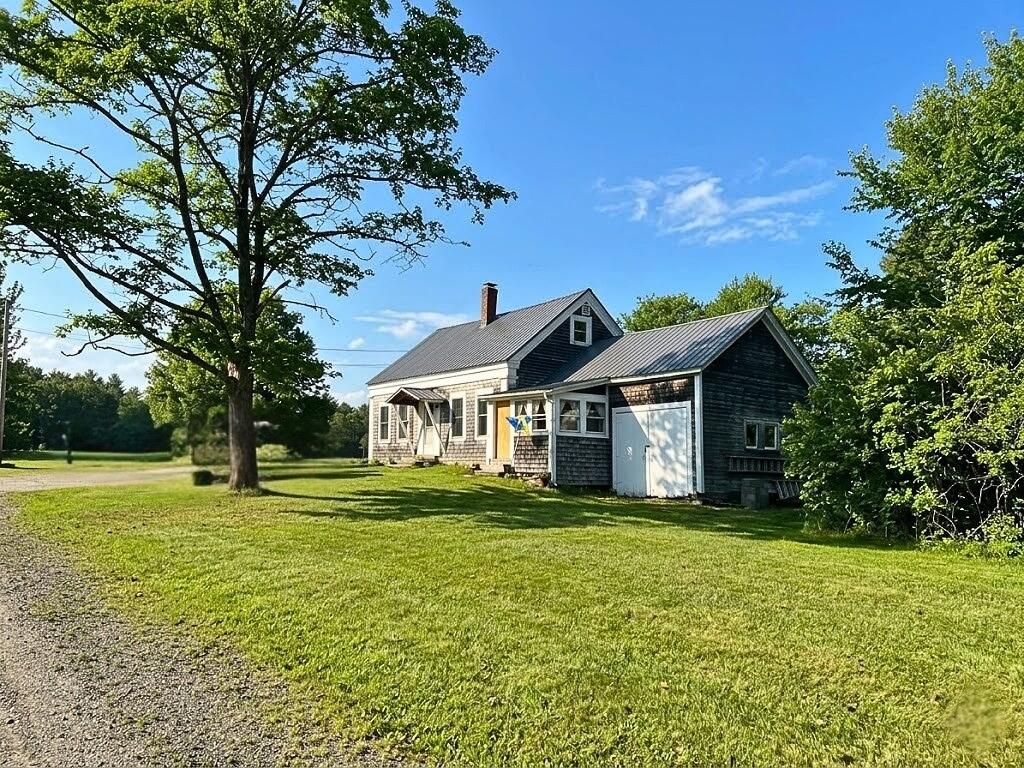 83 Marsh Road Belfast, ME 04915 - Photo 5 of 32 8