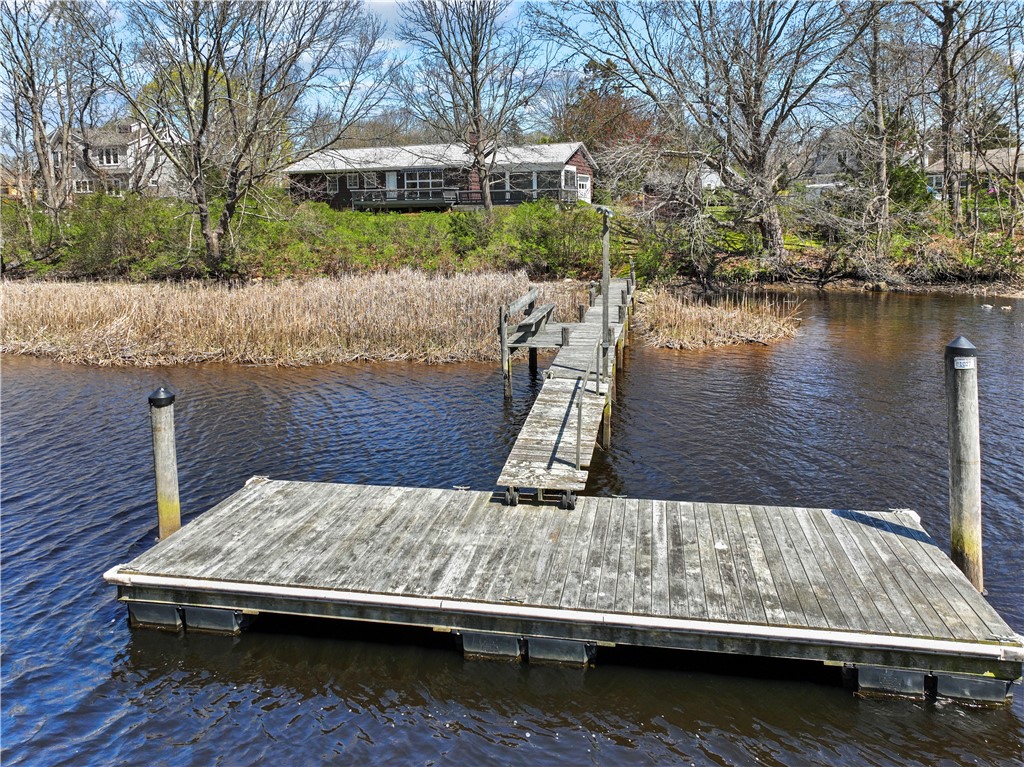 6 Edgewater Road South Kingstown, RI 02879 - Photo 3 of 33