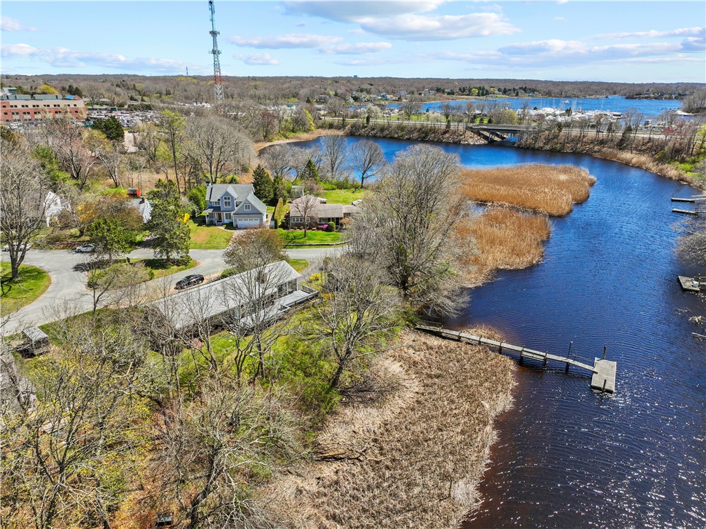 6 Edgewater Road South Kingstown, RI 02879 - Photo 5 of 33