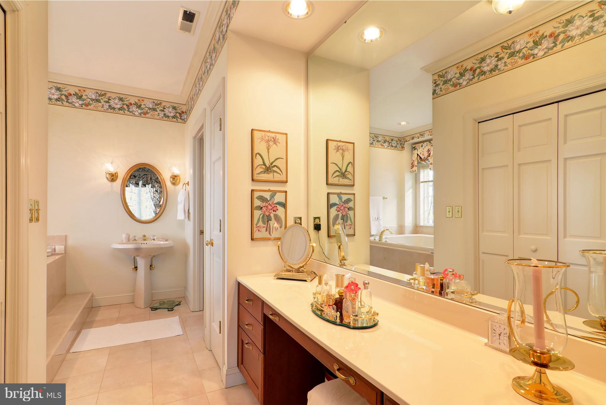 5118 Brooks Road Woolford, MD 21677 - Photo 40 of 94 Master Bedroom - Dressing Area