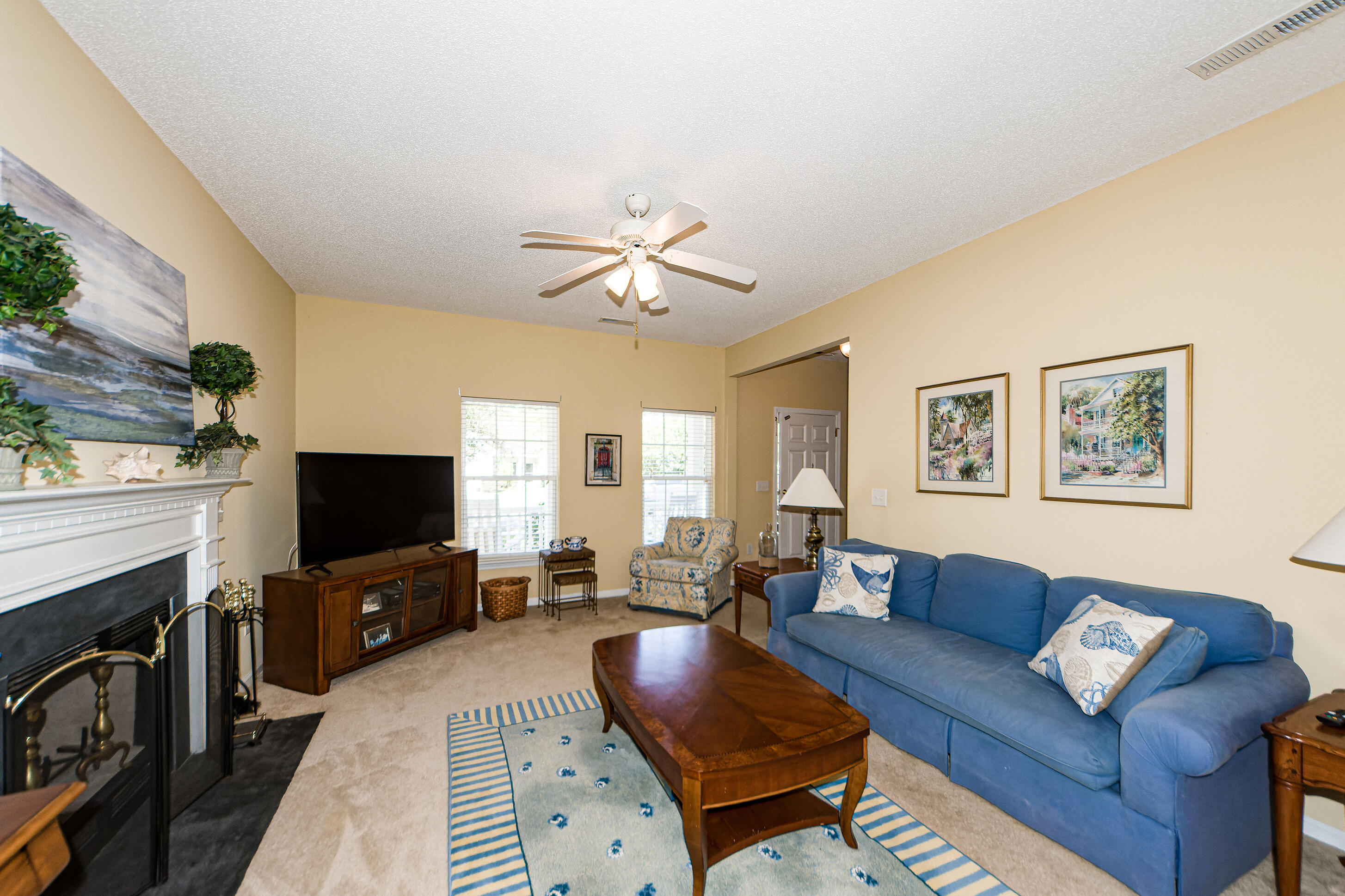 2833 August Road Johns Island, SC 29455 - Photo 6 of 29 6 Living