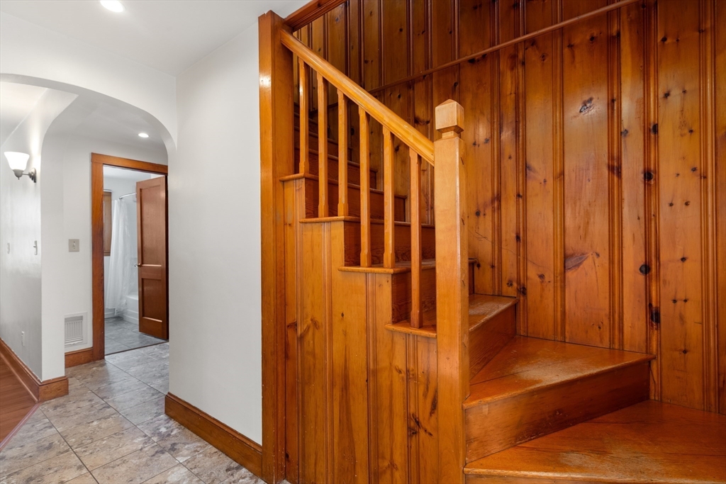620 Farm Road Marlborough, MA 01752 - Photo 19 of 29 Gallery Image 19