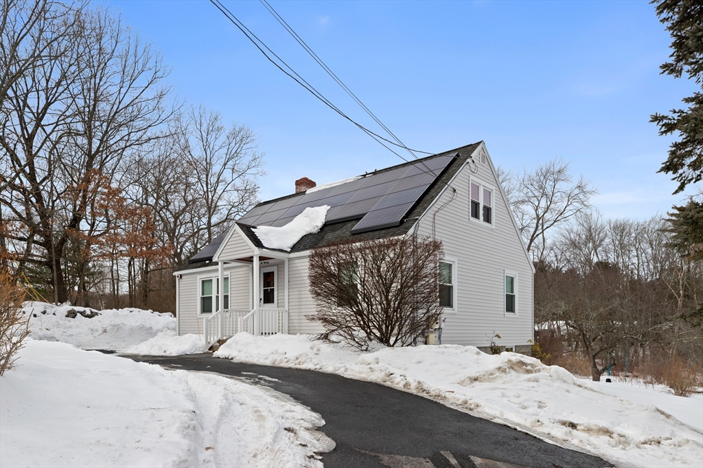 620 Farm Road Marlborough, MA 01752 - Photo 2 of 29 Gallery Image 2