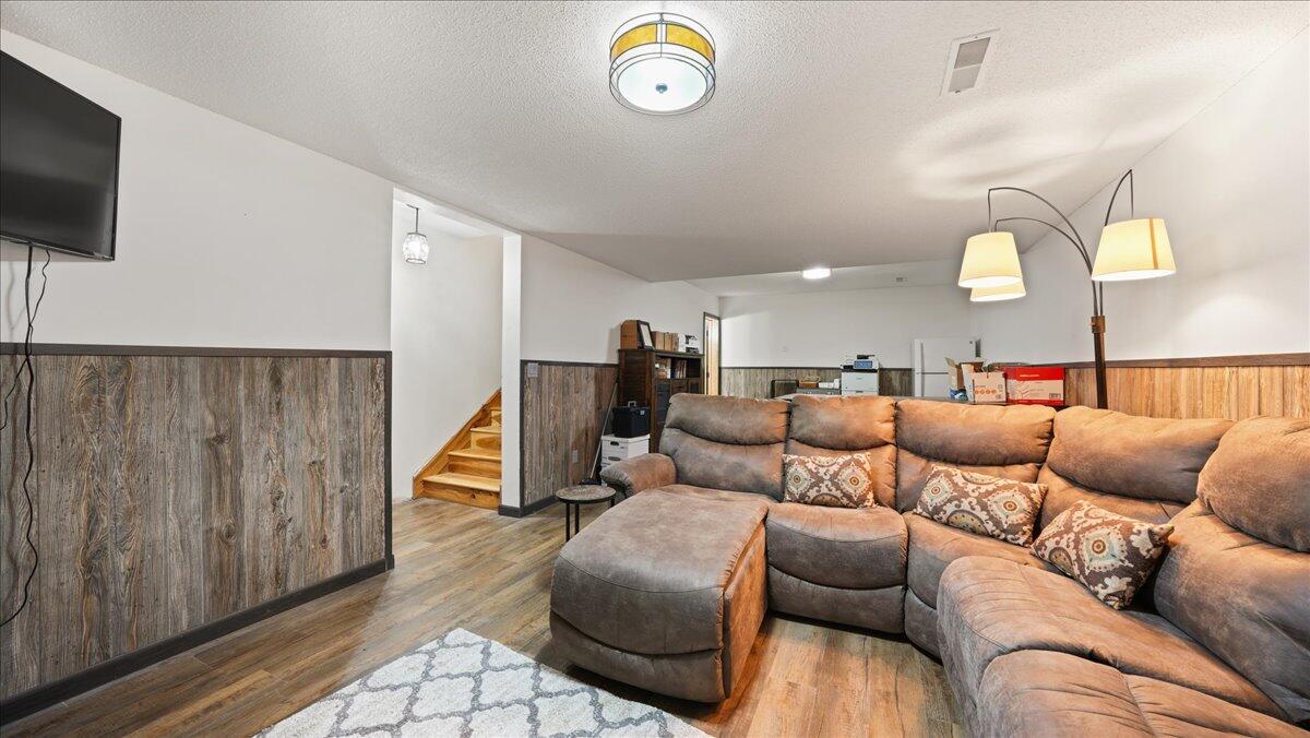 W997 Hammes Road Washington, WI 54614 - Photo 26 of 29 23-DSC09973