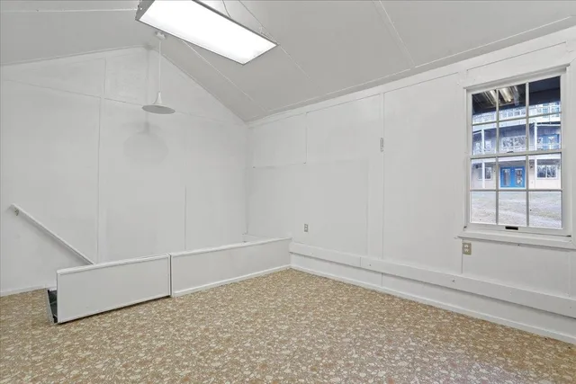 a view of a dry field