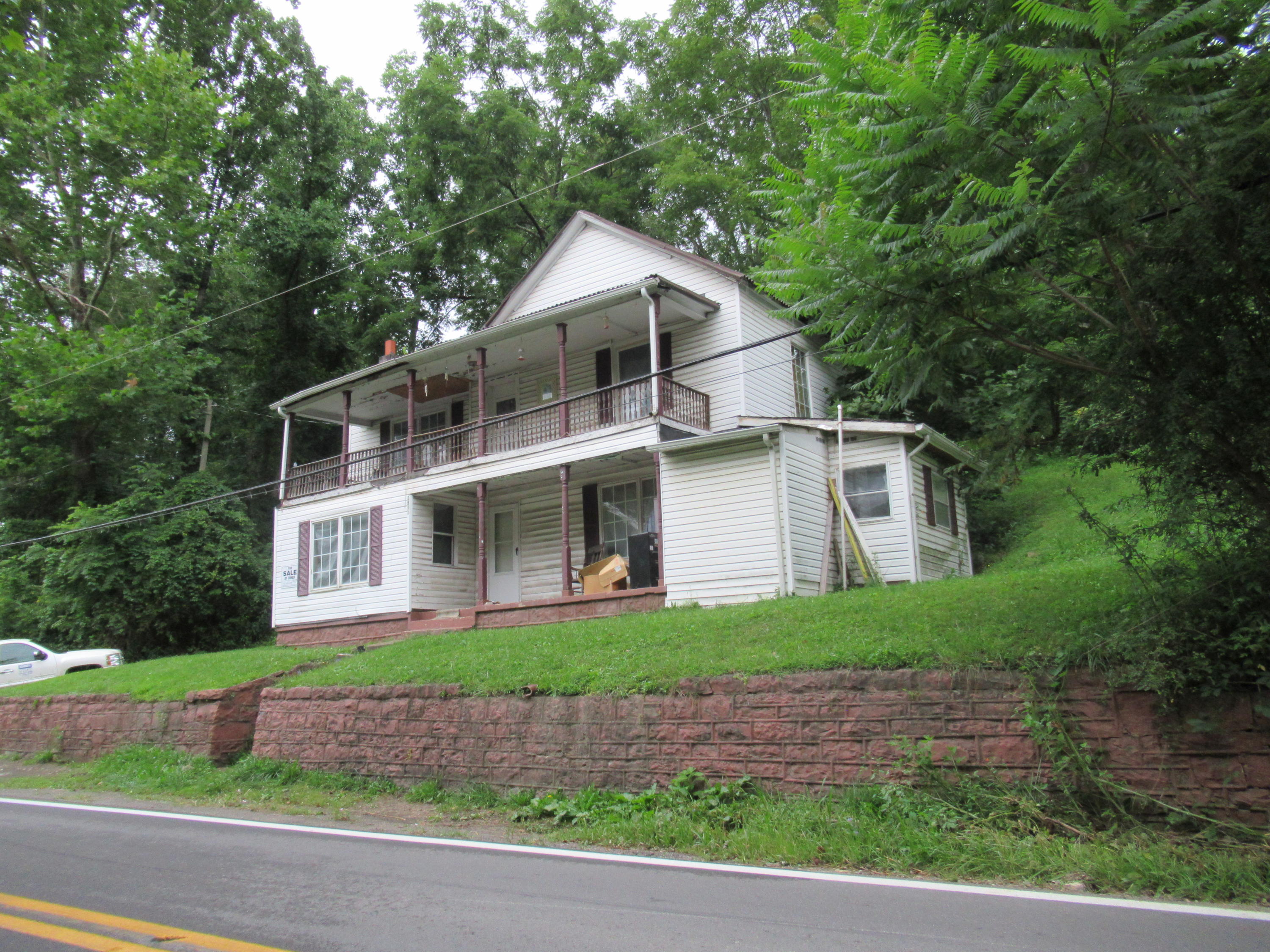 2803 Sweeneysburg Road Beckley, WV 25801 - Photo 6 of 18 Gallery Image 6