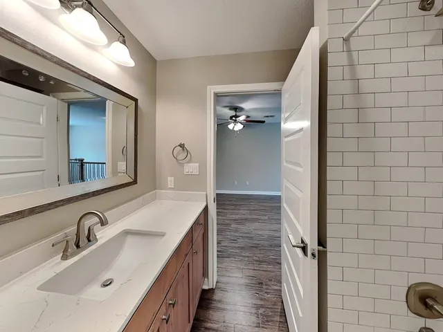 a bathroom with a bathtub