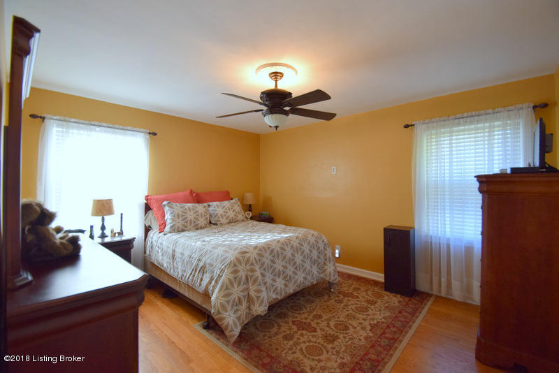 3705 South Park Road Louisville, KY 40219 - Photo 22 of 45 DSC_0058