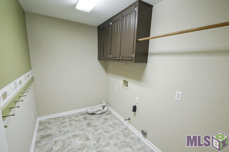 21160 Chaney Road Zachary, LA 70791 - Photo 21 of 33 Laundry