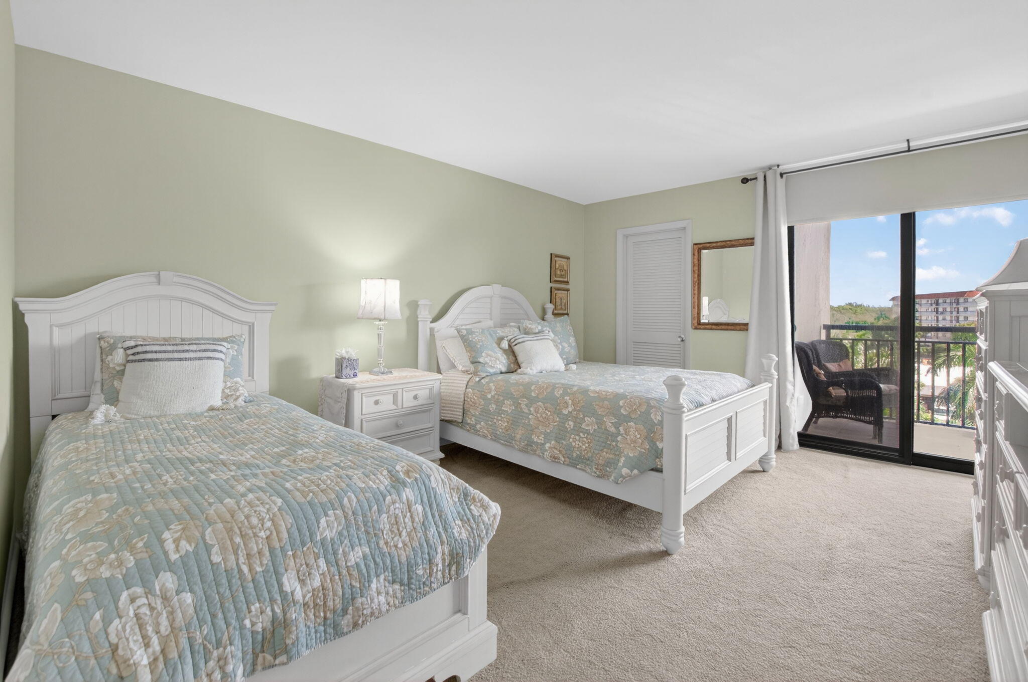 2667 North Ocean Boulevard, Unit 405I Boca Raton, FL 33431 - Photo 14 of 30 Second Bedroom