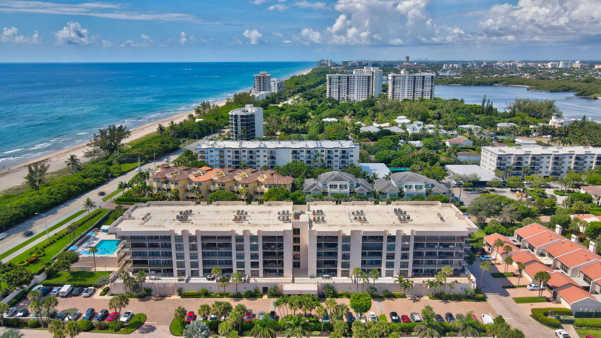 2667 North Ocean Boulevard, Unit 405I Boca Raton, FL 33431 - Photo 19 of 30 Aerial view