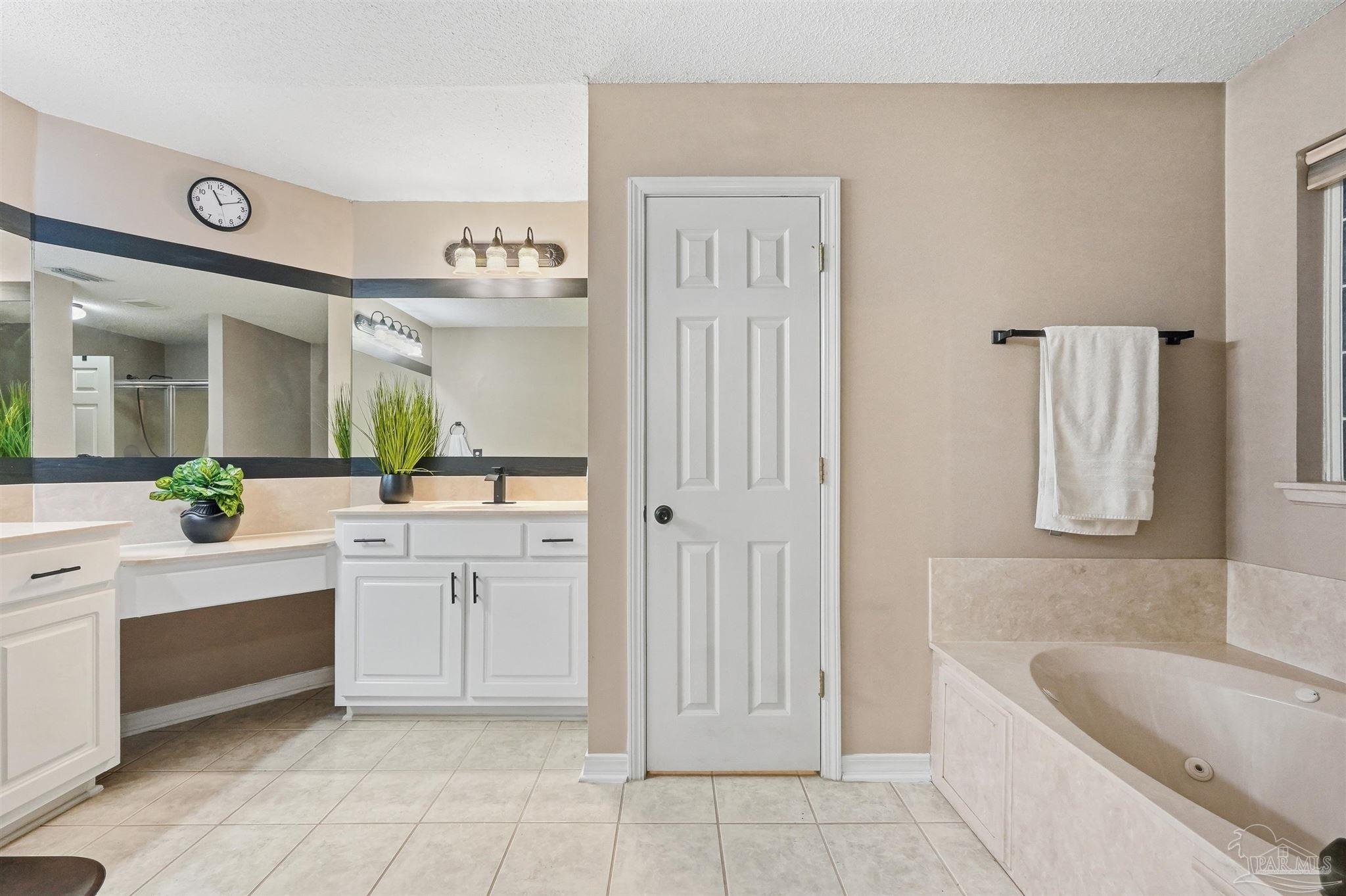 7154 Riverview Road Navarre, FL 32566 - Photo 25 of 62 Gallery Image 25