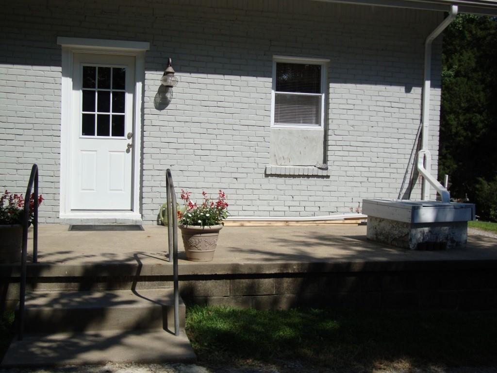 55 Old Plank Road Boonville, IN 47601 - Photo 17 of 23