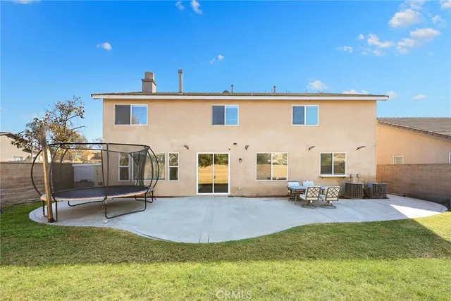 view of a backyard with sitting area