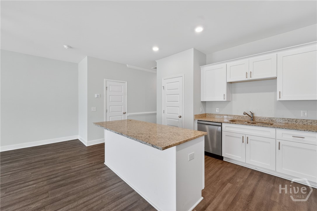 545 Gov Treutlen Circle Pooler, GA 31322 - Photo 9 of 34