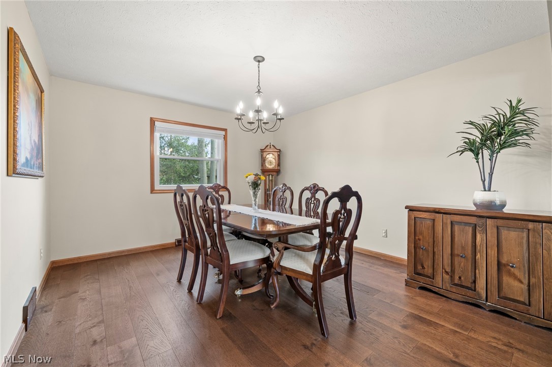 6949 North Renwood Road Independence, OH 44131 - Photo 11 of 50