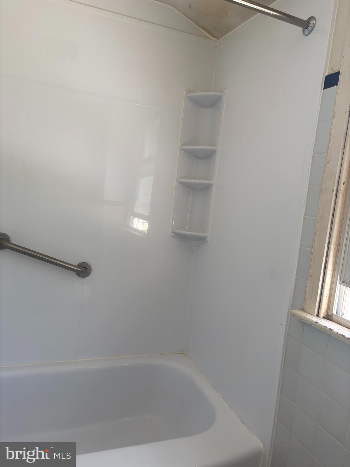 426 Norfolk Road Flourtown, PA 19031 - Photo 10 of 19