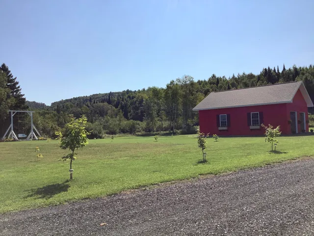 $499,900 | 1586 St John Road, Fort Kent, ME 04743