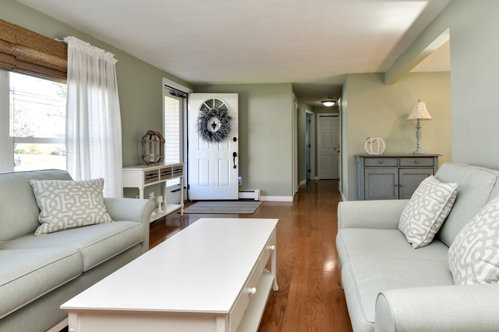 30 Elwin Road Natick, MA 01760 - Photo 3 of 31