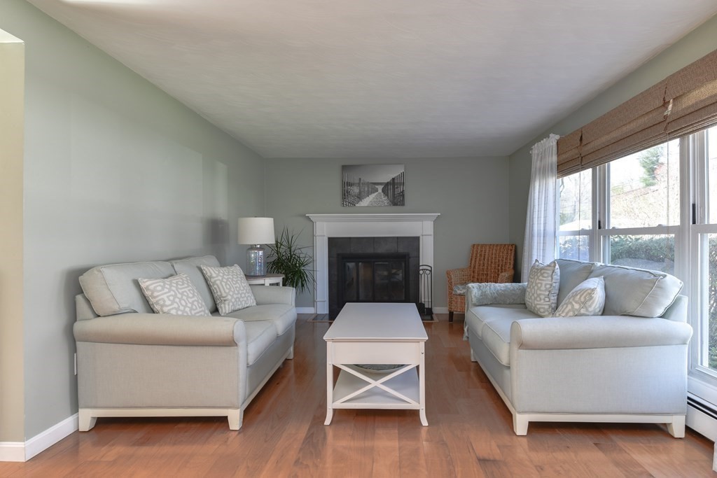 30 Elwin Road Natick, MA 01760 - Photo 5 of 31