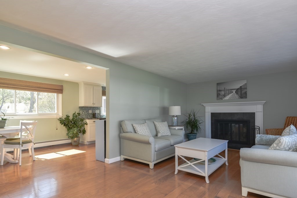 30 Elwin Road Natick, MA 01760 - Photo 6 of 31