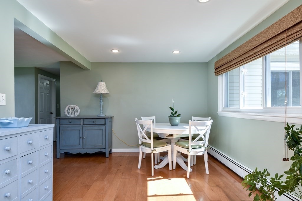 30 Elwin Road Natick, MA 01760 - Photo 8 of 31