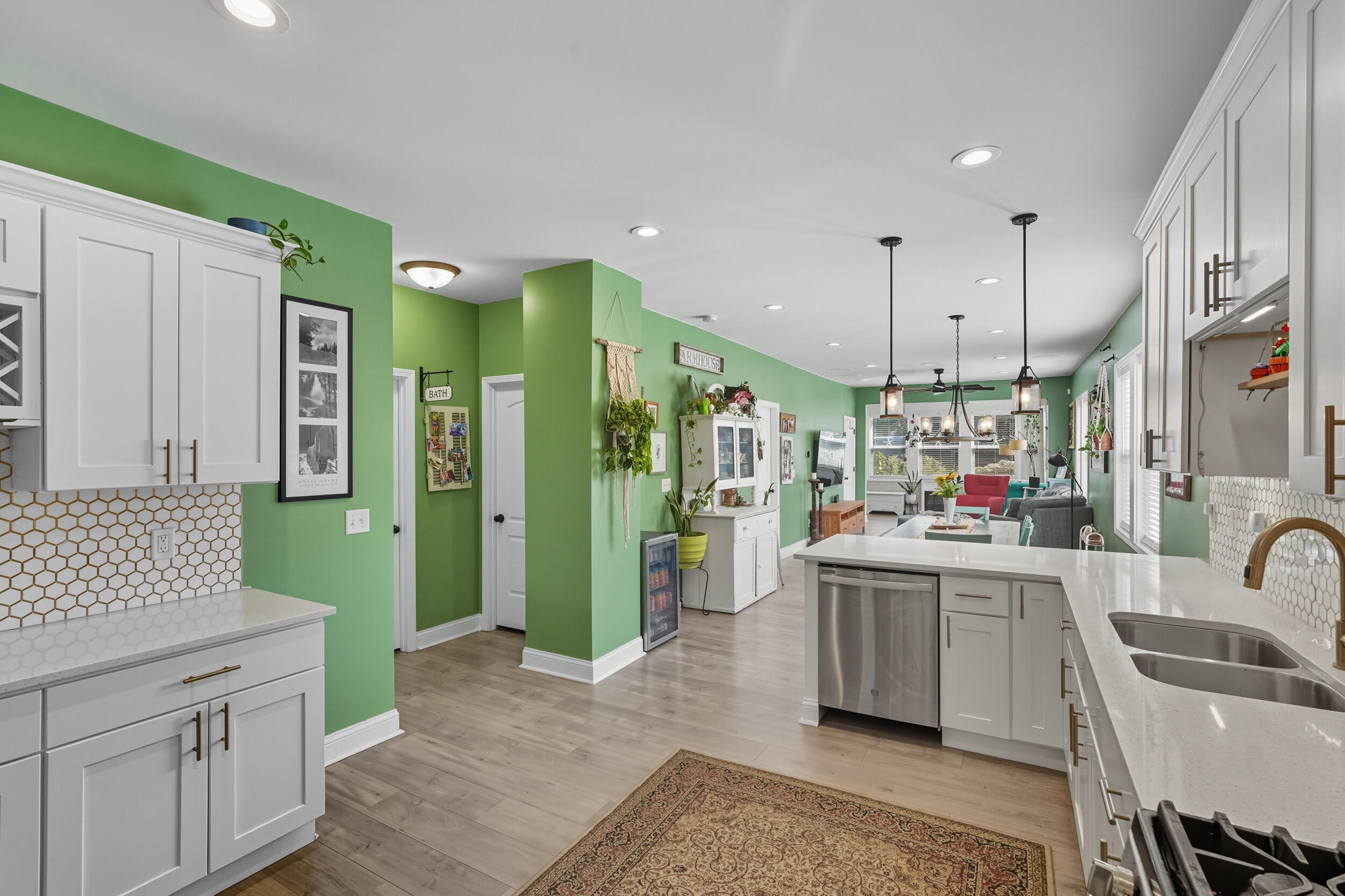 54 Michigan Avenue Hobart, IN 46342 - Photo 11 of 31 2500x1665