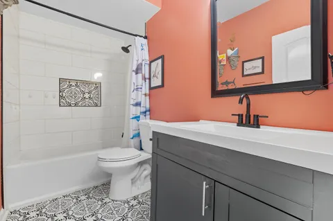 $349,900 | 54 Michigan Avenue, Hobart, IN 46342