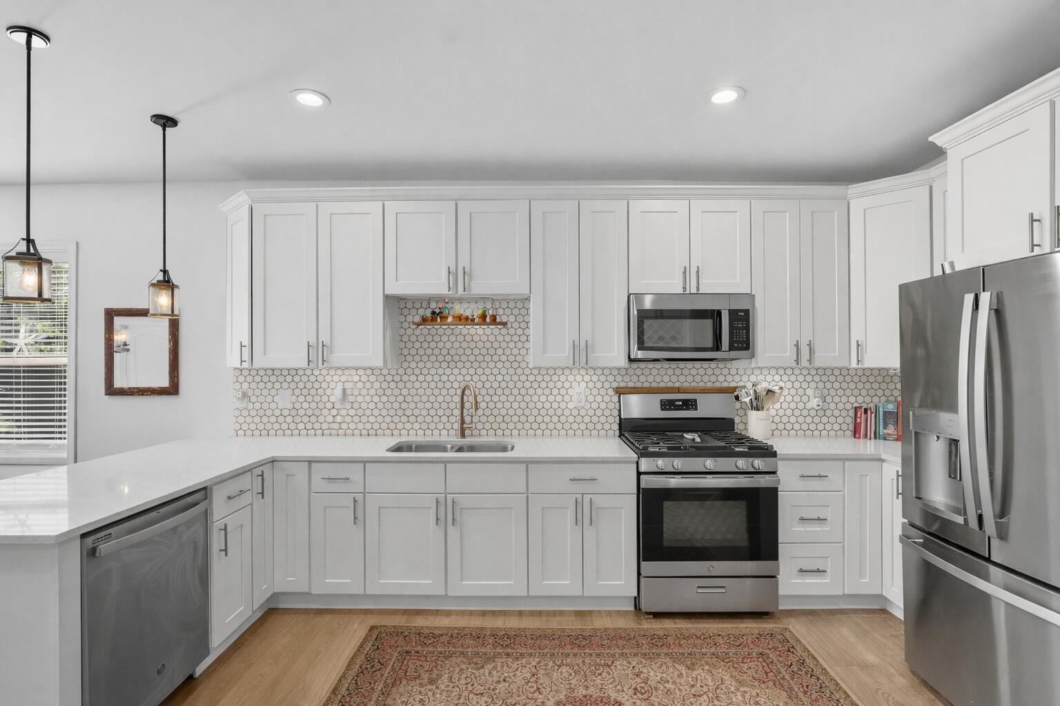 54 Michigan Avenue Hobart, IN 46342 - Photo 10 of 42 1536x1024