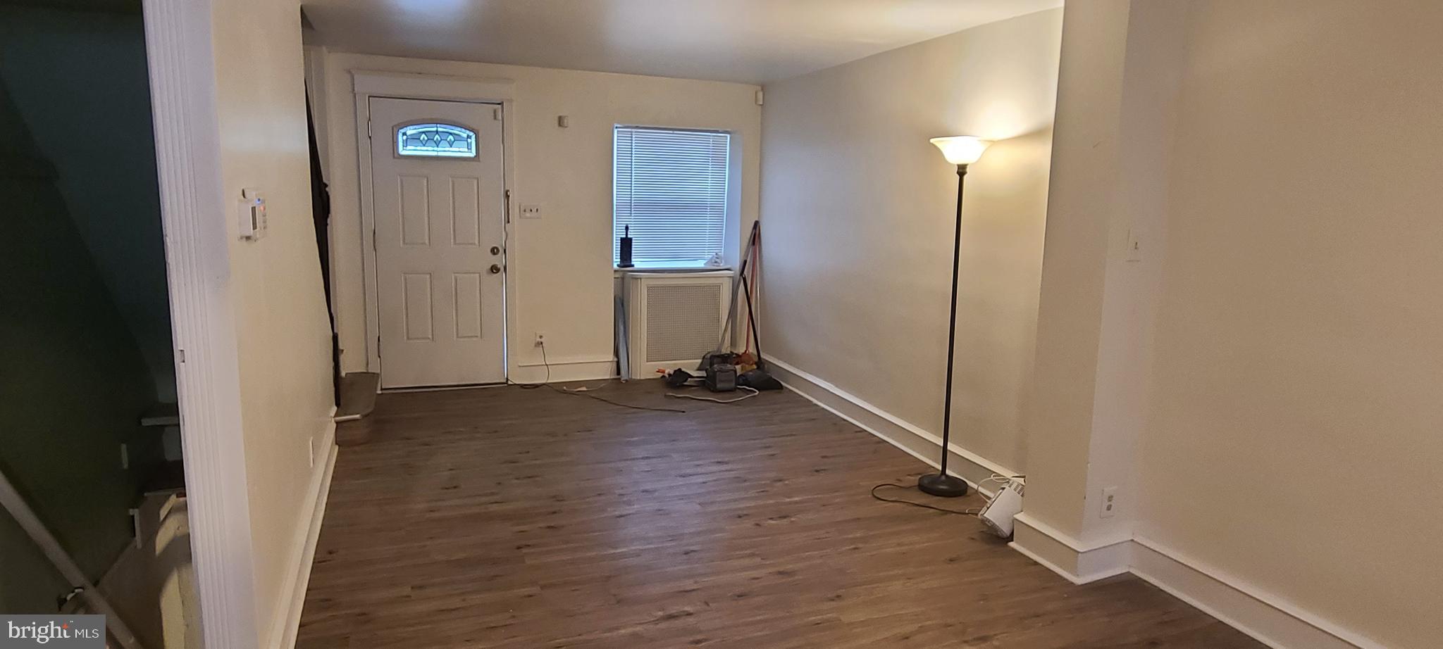 7237 Glenthorne Road Upper Darby, PA 19082 - Photo 3 of 16