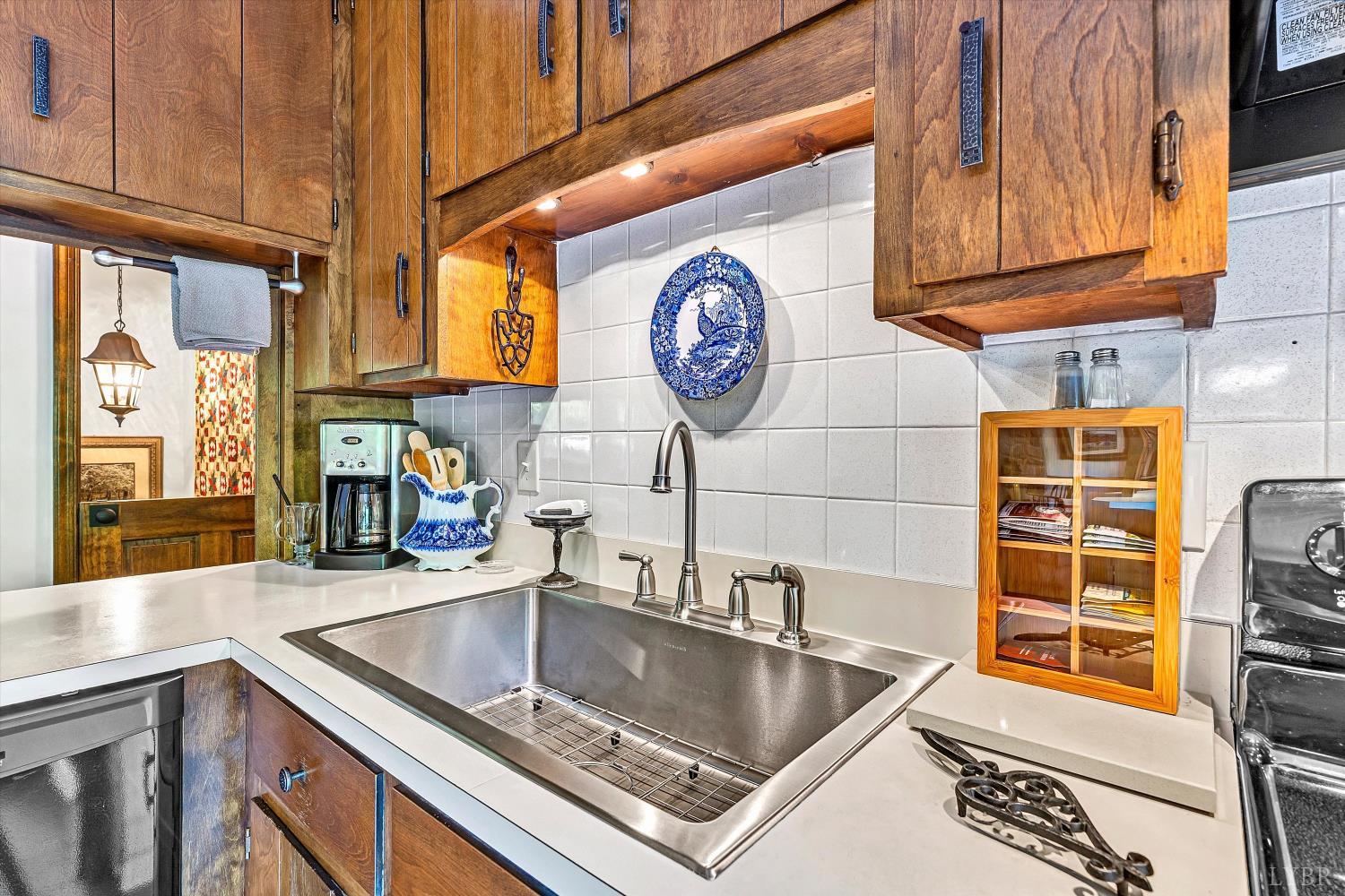 301 Brookfield Road Lynchburg, VA 24503 - Photo 22 of 59