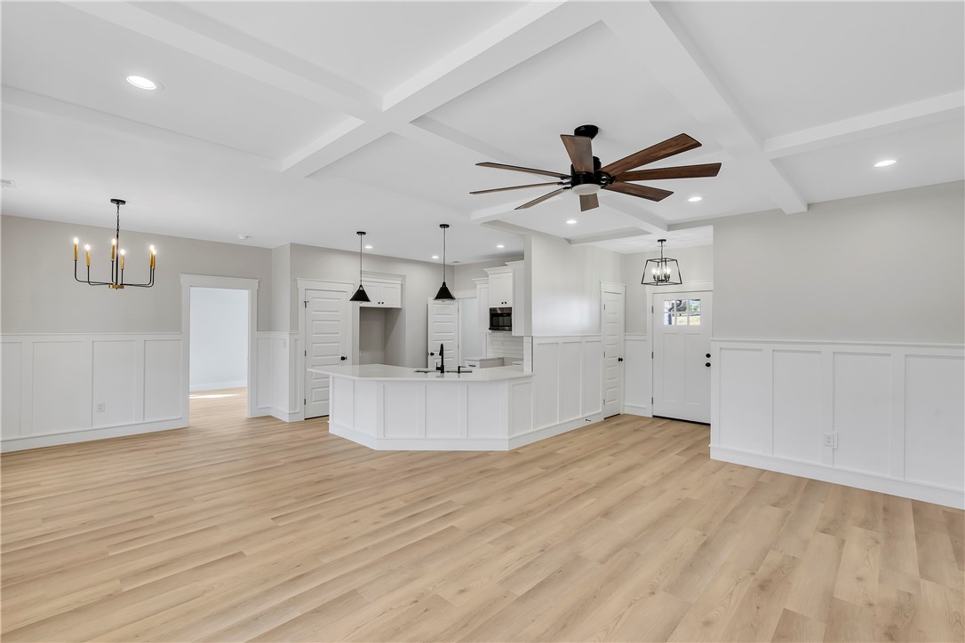 631 Fairmont Road Anderson, SC 29621 - Photo 4 of 25